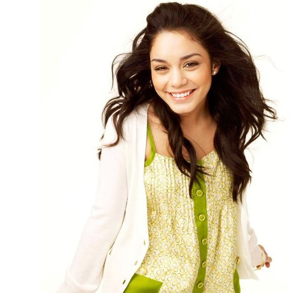 Juicy Couture Green Beano Soft Woven Silk Tank ASO Gabriella Montez - Picture 9 of 9